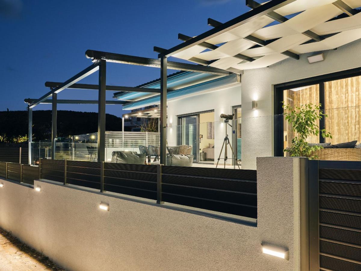 Blue View Villa - Coastal Elegance With Swim Spa, By Zantewize Alikanás Exterior foto